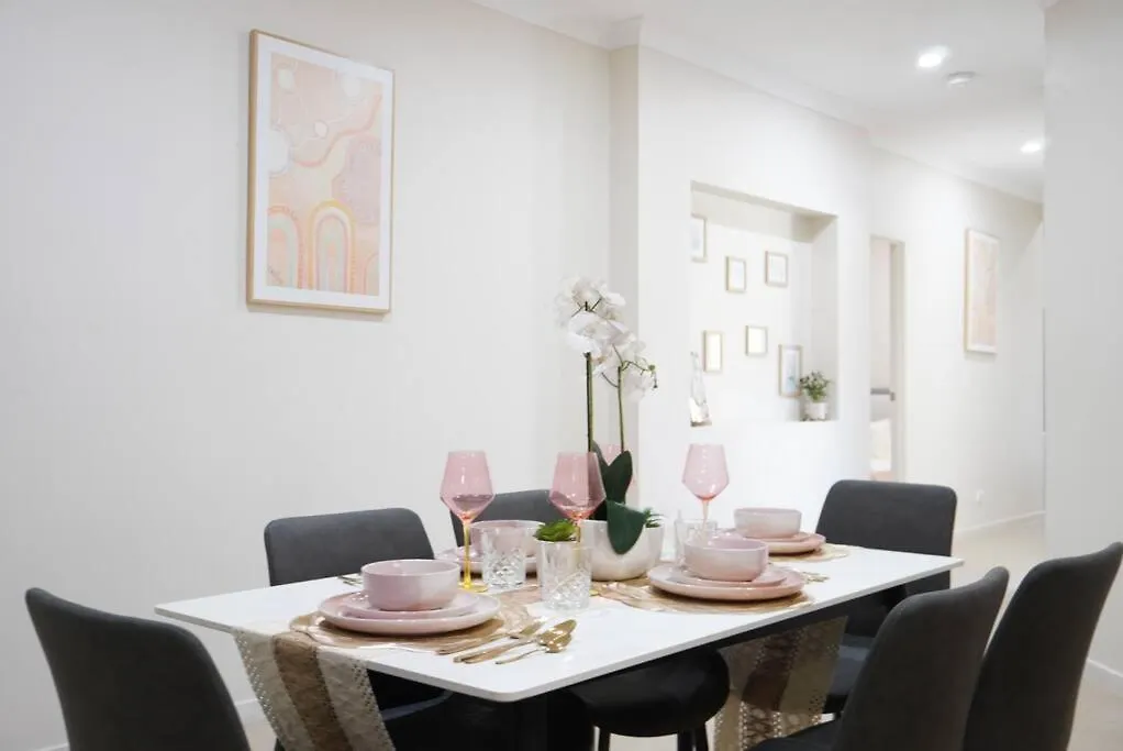 Entire House In Pimpama Villa Gold Coast